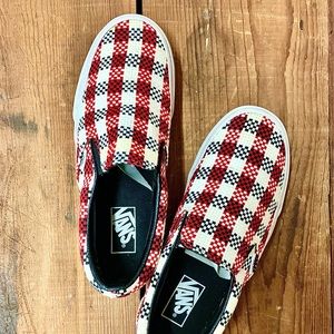 VANS Checkerboard Plaid Slip On in red, white & black